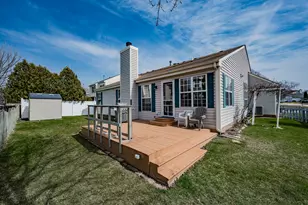 176 Jefferson Ln, Streamwood, IL 60107 - Photo 5