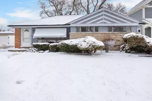 413 N Ridgeland Ave, Elmhurst, IL 60126 - Photo 1