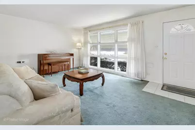 413 N Ridgeland Avenue, Elmhurst, IL 60126 - Photo 3