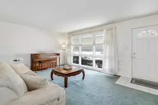 413 N Ridgeland Ave, Elmhurst, IL 60126 - Photo 3