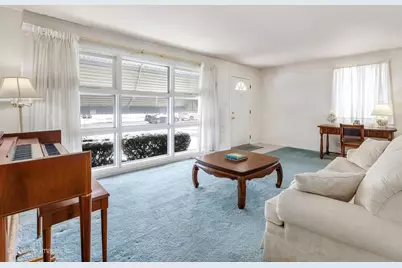 413 N Ridgeland Avenue, Elmhurst, IL 60126 - Photo 5