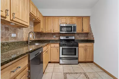 3000 Bayside Drive #202, Palatine, IL 60074 - Photo 9