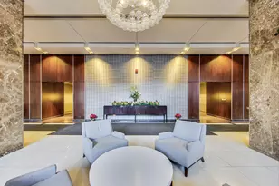 655 W Irving Park Rd, Chicago, IL 60613 - Photo 31