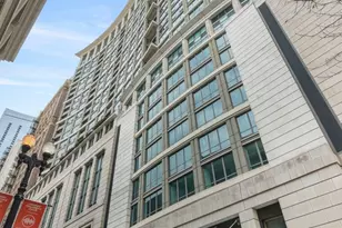 130 N Garland Ct, Chicago, IL 60602 - Photo 35