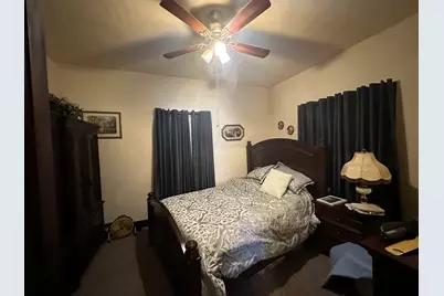 410 S Walnut Street, Sesser, IL 62884 - Photo 15