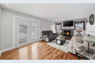 1625 Powder Horn Drive, Algonquin, IL 60102 - Photo 9