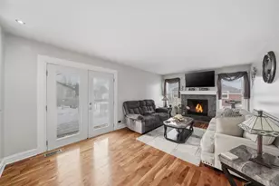 1625 Powder Horn Dr, Algonquin, IL 60102 - Photo 9