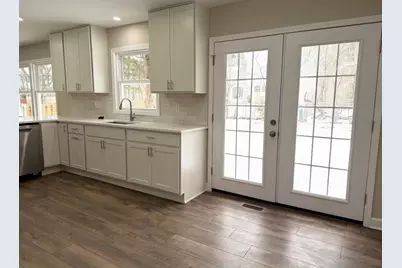 711 Woodhollow Lane, Buffalo Grove, IL 60089 - Photo 7