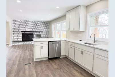 711 Woodhollow Lane, Buffalo Grove, IL 60089 - Photo 9