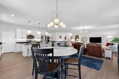 429 Fairway Lane, Sycamore, IL 60178 - Photo 5