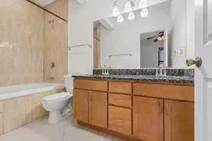 6209 S University Ave, Chicago, IL 60637 - Photo 13