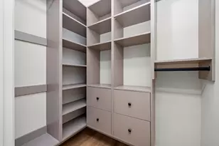 4214 W Belmont Ave, Chicago, IL 60641 - Photo 15