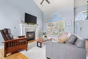 2884 Benson Ln, Normal, IL 61761 - Photo 3