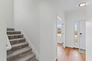 4 Foxtrot Ln, Monticello, IL 61856 - Photo 5