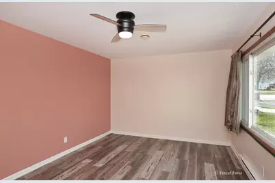 222 Stiles Street, Genoa, IL 60135 - Photo 3