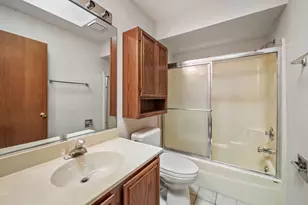 1775 Lakeview Dr, Wheeling, IL 60090 - Photo 15