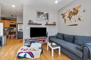 2156 W Belle Plaine Ave, Chicago, IL 60618 - Photo 19