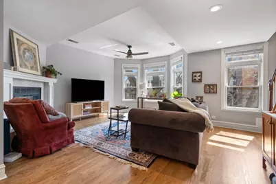 2156 W Belle Plaine Avenue, Chicago, IL 60618 - Photo 3