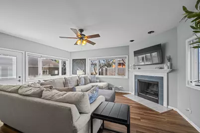 [Address not provided], Arlington Heights, IL 60005 - Photo 9