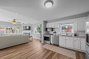 1419 W Miner St, Arlington Heights, IL 60005 - Photo 5