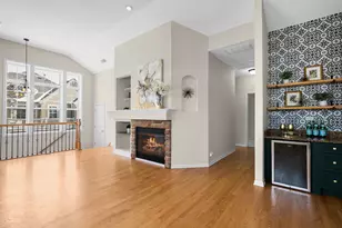 360 Promontory Ln, Wauconda, IL 60084 - Photo 7