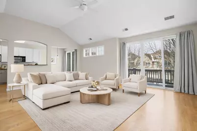 360 Promontory Lane #B, Wauconda, IL 60084 - Photo 3