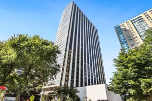 3150 N Lake Shore Dr, Chicago, IL 60657 - Photo 1