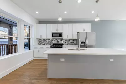 2038 E 73rd Street, Chicago, IL 60649 - Photo 7