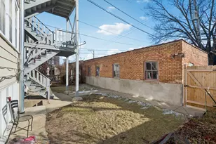 1467 W Catalpa Ave, Chicago, IL 60640 - Photo 23