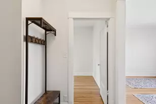 1467 W Catalpa Ave, Chicago, IL 60640 - Photo 3