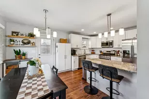 300 Norton St, Lombard, IL 60148 - Photo 7