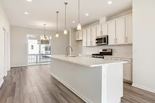 857 Finley Dr, Aurora, IL 60504 - Photo 9