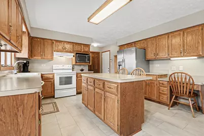 617 Misty Creek Drive, New Lenox, IL 60451 - Photo 13