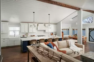 795 Oak Ct, Crystal Lake, IL 60014 - Photo 9