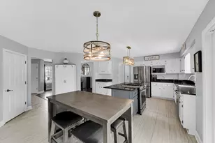 8969 Charrington Dr, Frankfort, IL 60423 - Photo 7