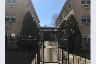 1815 W Touhy Avenue #1, Chicago, IL 60626 - Photo 1
