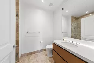 363 E Wacker Dr, Chicago, IL 60601 - Photo 15