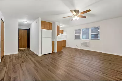 4747 W 19th Street #505, Cicero, IL 60804 - Photo 3