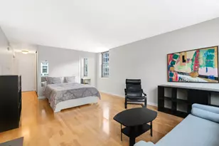 253 E Delaware Pl, Chicago, IL 60611 - Photo 3