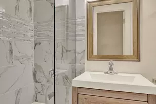 1100 N La Salle Dr, Chicago, IL 60610 - Photo 7