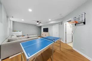 3736 N Janssen Ave, Chicago, IL 60613 - Photo 19