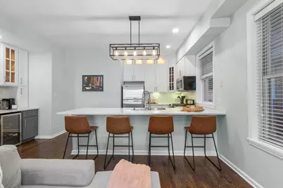 3736 N Janssen Avenue #A, Chicago, IL 60613 - Photo 3