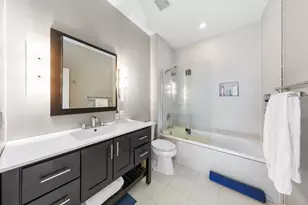 3736 N Janssen Ave, Chicago, IL 60613 - Photo 15