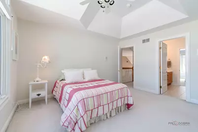 2059 Broadmoor Lane, Vernon Hills, IL 60061 - Photo 25