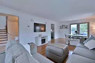 593 S Edgewood Ave, Elmhurst, IL 60126 - Photo 7