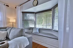 593 S Edgewood Ave, Elmhurst, IL 60126 - Photo 9