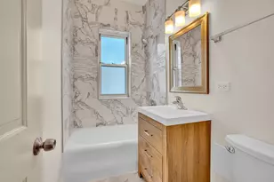 1100 N La Salle Dr, Chicago, IL 60610 - Photo 9