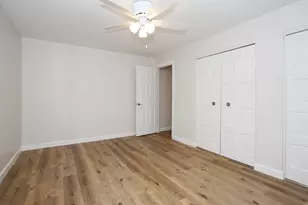 1122 Danvers Ct, Schaumburg, IL 60193 - Photo 19