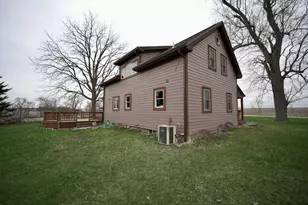 5629 Favor Rd, Rockton, IL 61072 - Photo 21