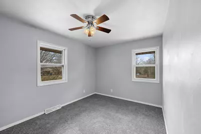 2412 W 3rd Street, Coal Valley, IL 61240 - Photo 19